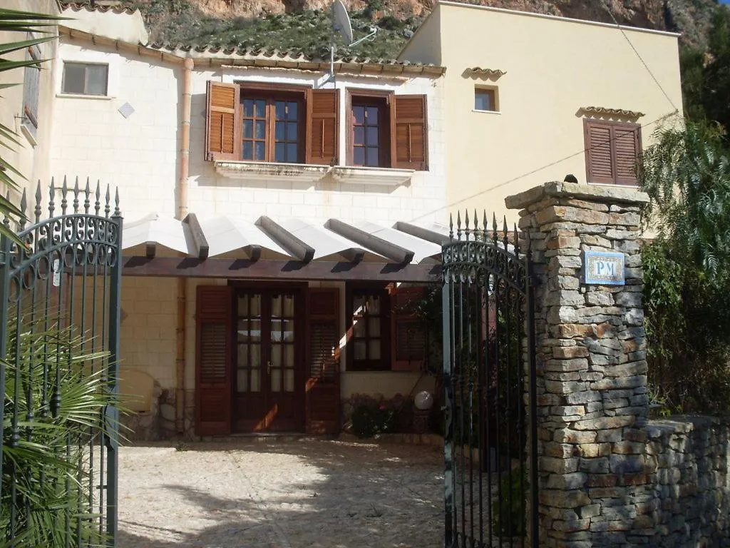 Baglio Fontana Villa Castelluzzo